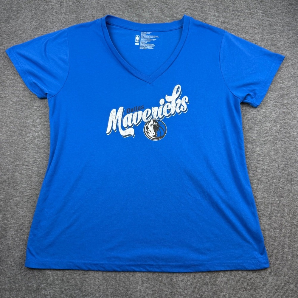 NBA Dallas Mavericks T-Shirt Women's XL Blue V-Neck Short Sleeve Graphic Logo